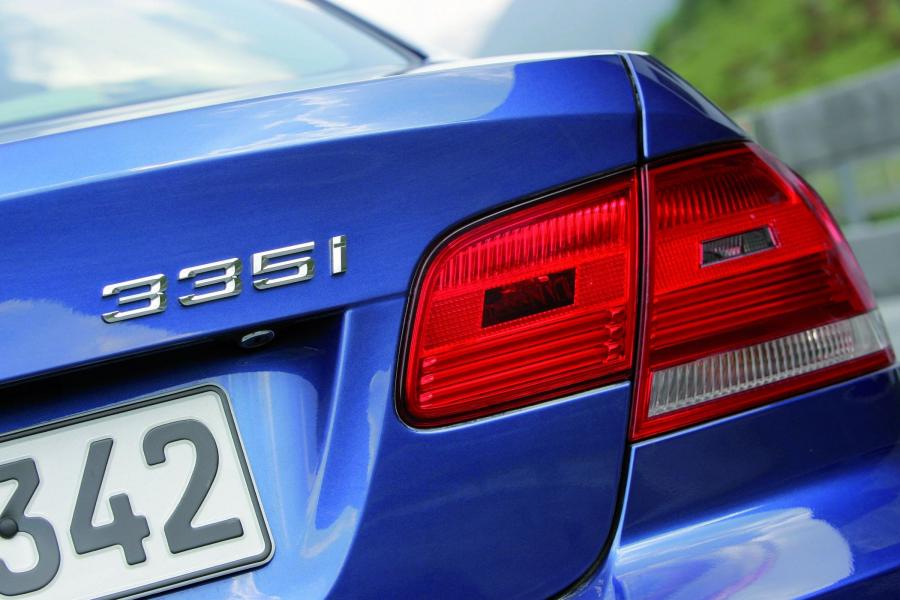 BMW 3-Series Coupe 2007 года  (фото 86 из 219)